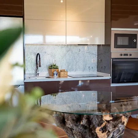 Housebel Ponte da Barca